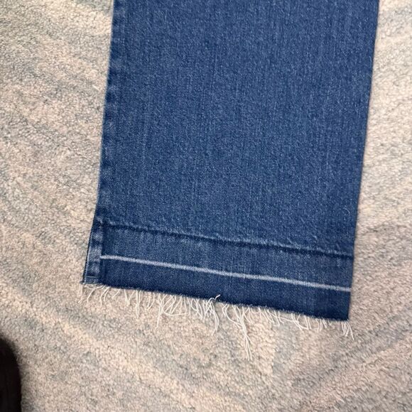 Universal Thread Ankle Bootcut Jeans size 6R- medium wash medium rise NWOT - Picture 8 of 11